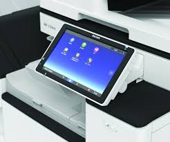 Ricoh MP C5504exSP multifunctionele printer in moderne kantooromgeving