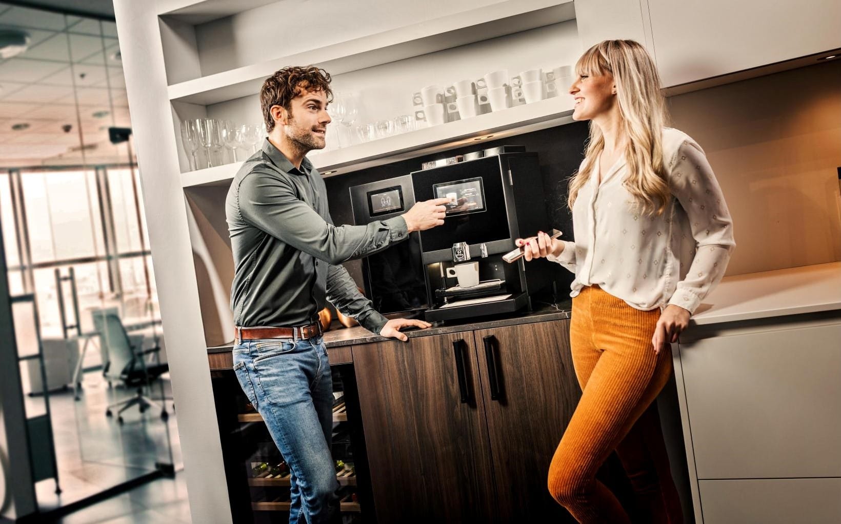 Etna Dorado Compact espressomachine voor ondernemers bij Primefa.nl